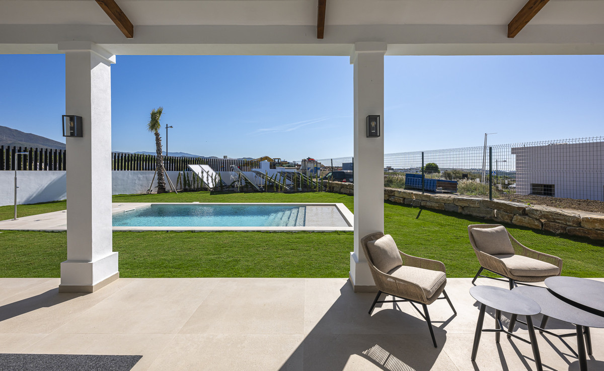 Huis te koop in Estepona | 4 slaapkamers H5412673