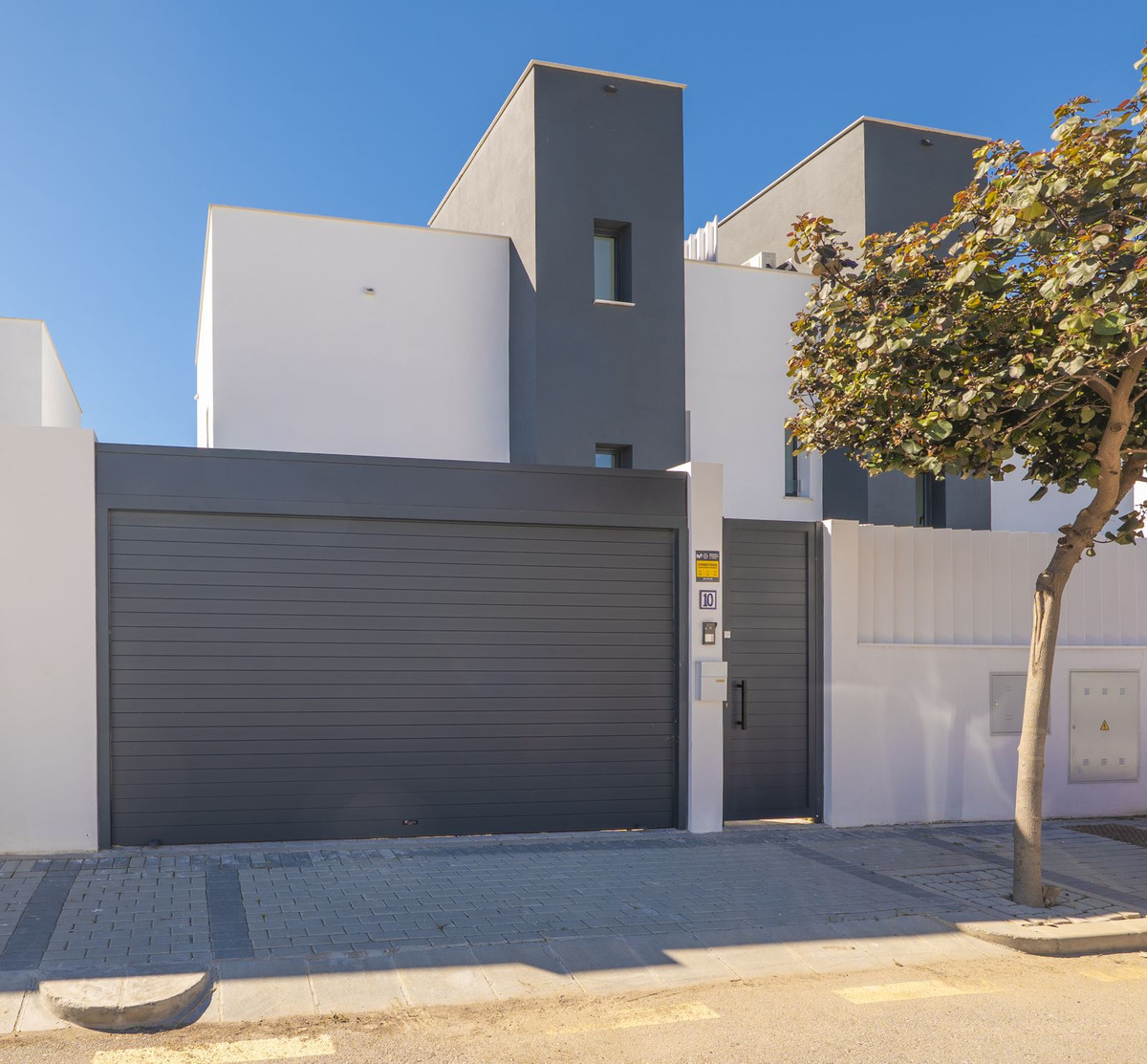 Huis te koop in Estepona | 3 slaapkamers H5413222