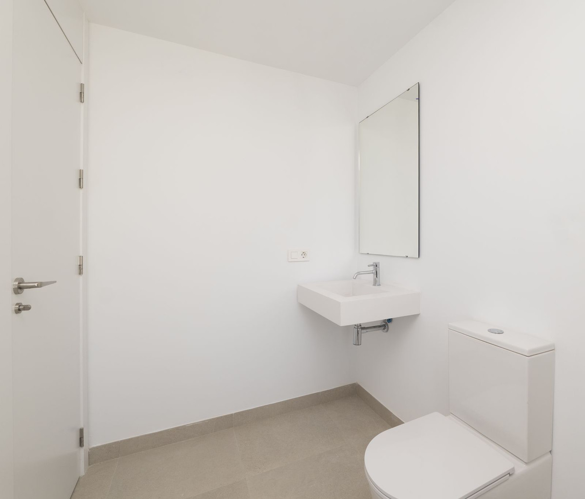 Huis te koop in Estepona | 3 slaapkamers H5413222