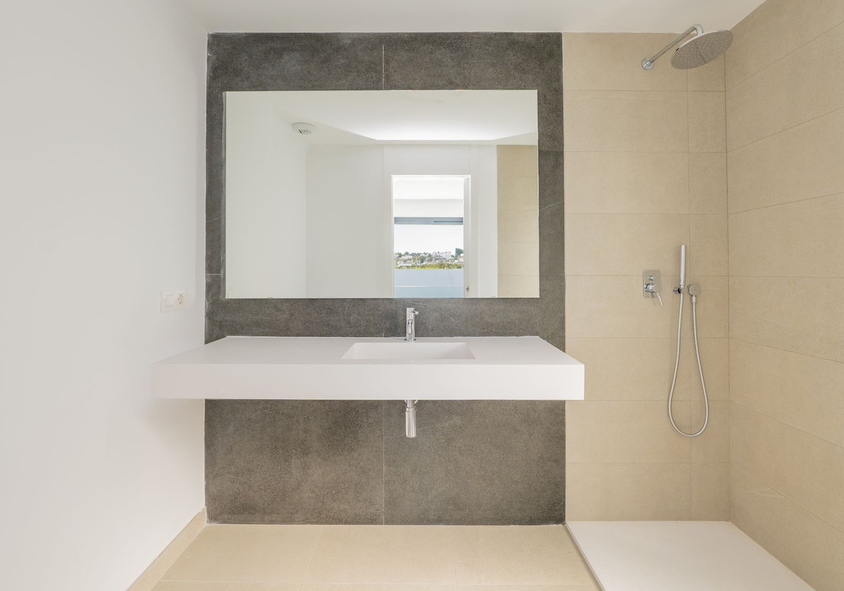 Huis te koop in Estepona | 3 slaapkamers H5413222