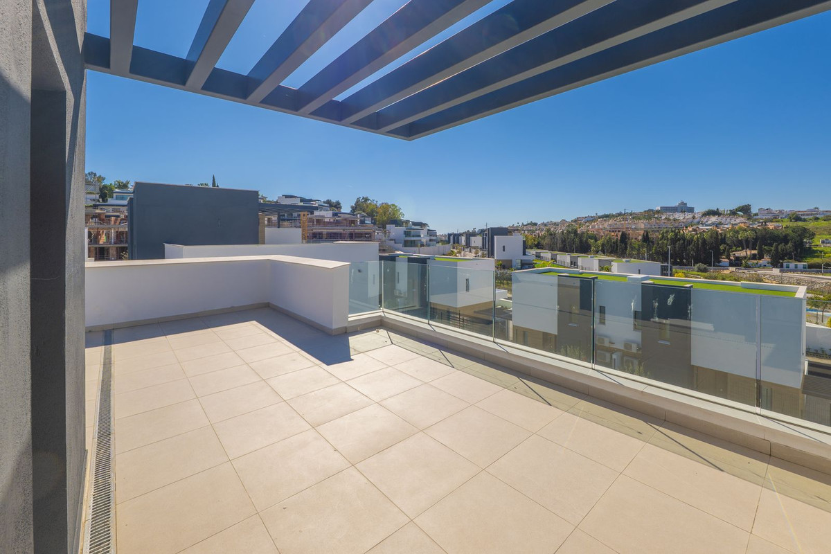 Huis te koop in Estepona | 3 slaapkamers H5413222
