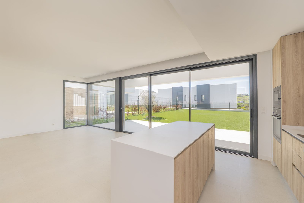 Huis te koop in Estepona | 3 slaapkamers H5413222