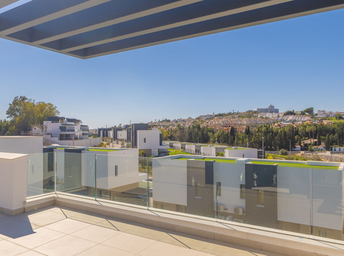 Huis te koop in Estepona | 3 slaapkamers H5413222