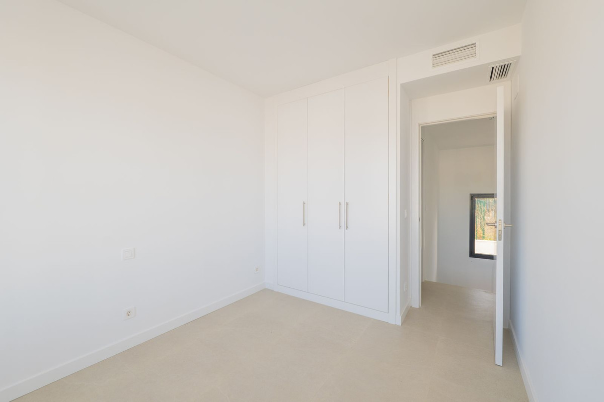Huis te koop in Estepona | 3 slaapkamers H5413243