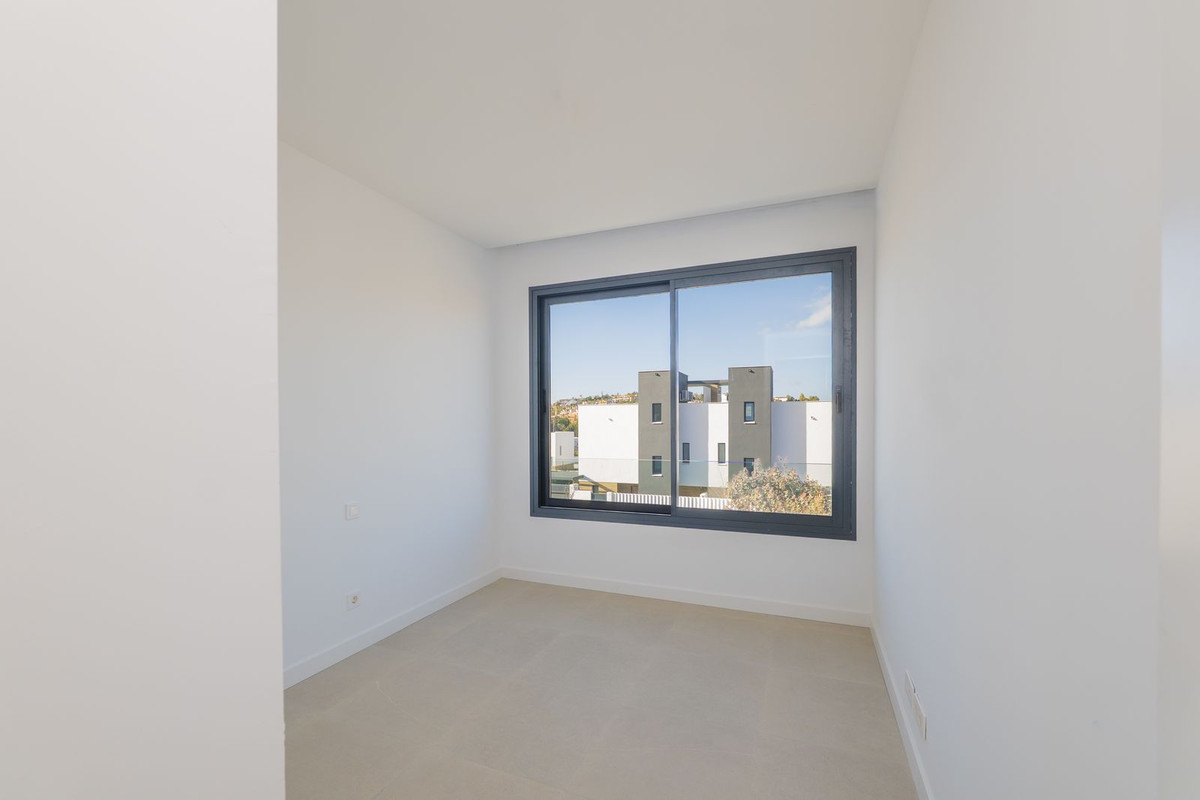 Huis te koop in Estepona | 3 slaapkamers H5413243