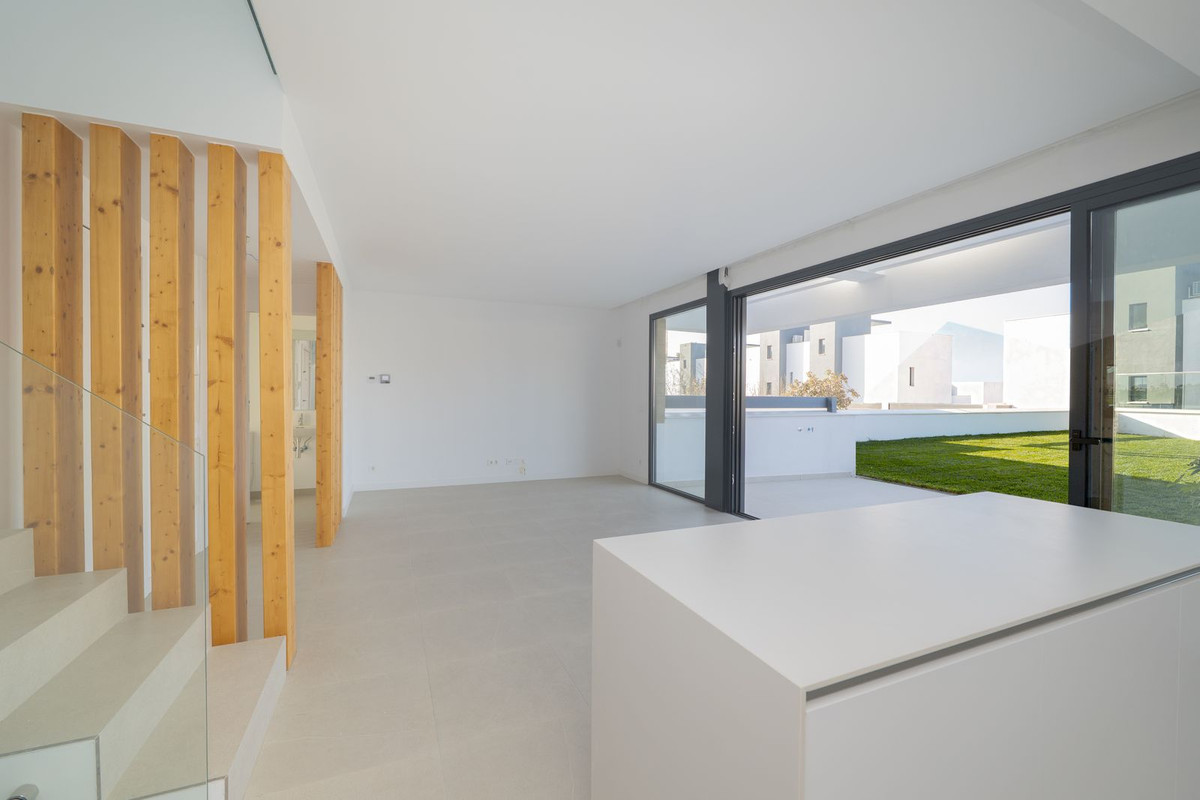 Huis te koop in Estepona | 3 slaapkamers H5413243