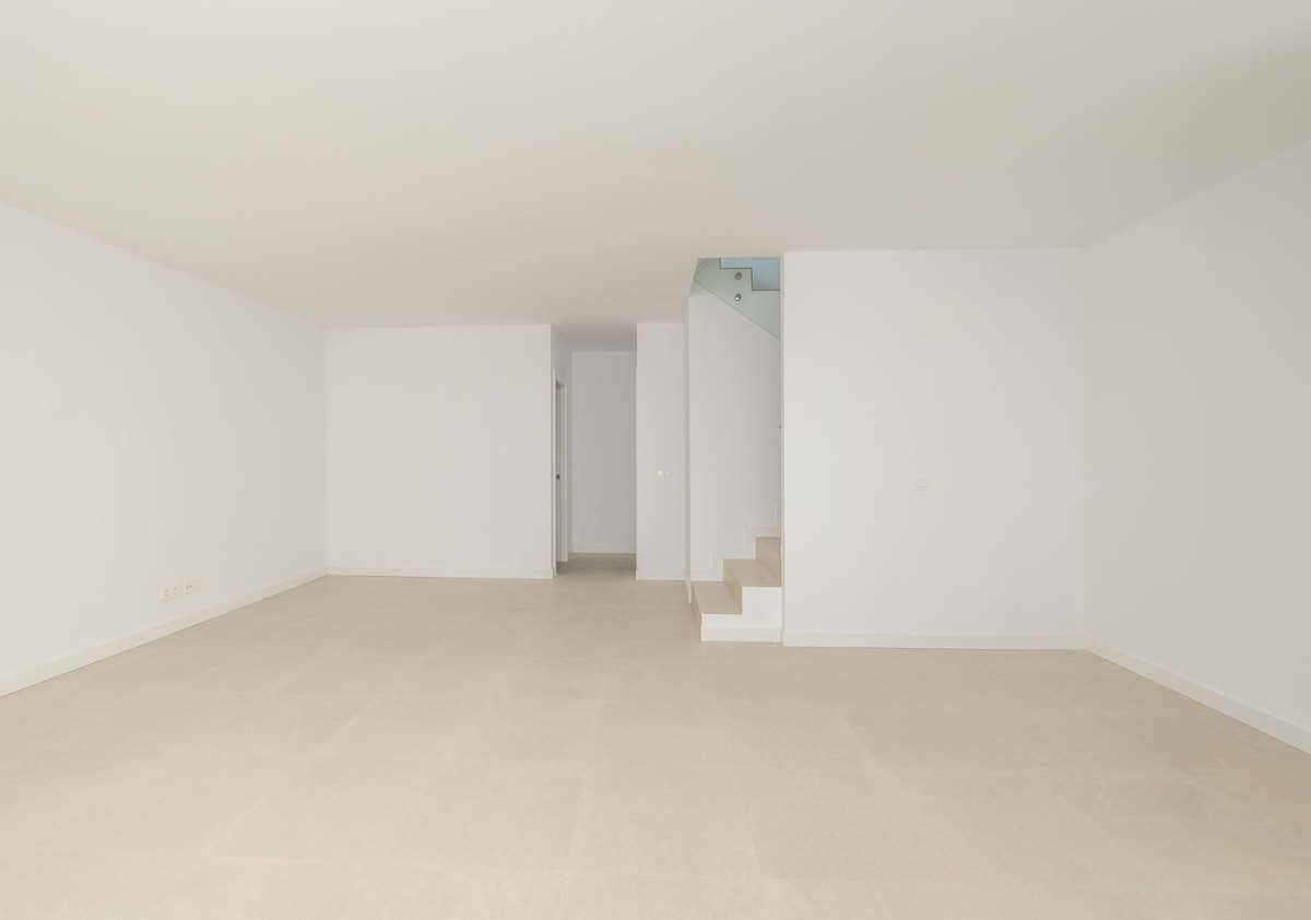 Huis te koop in Estepona | 3 slaapkamers H5413243