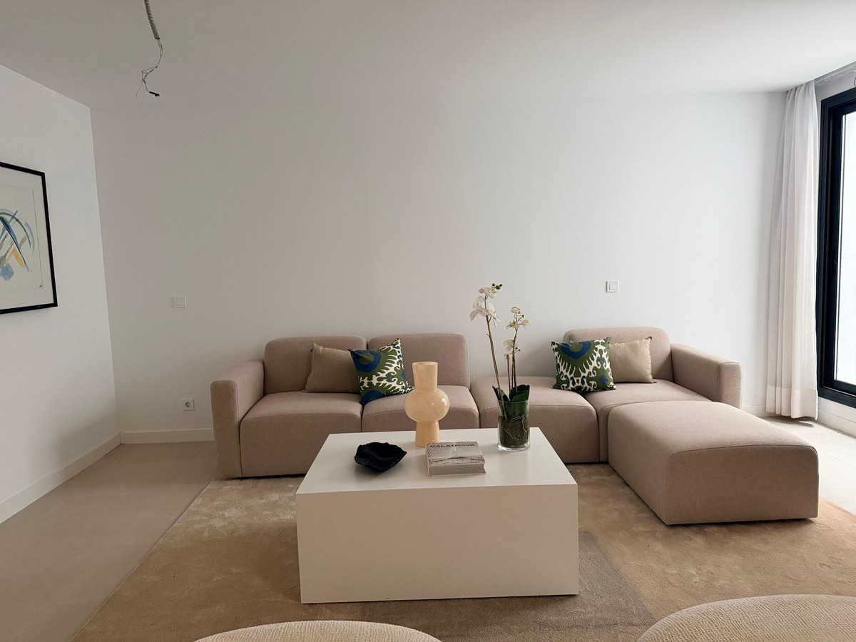 Huis te koop in Estepona | 3 slaapkamers H5413249
