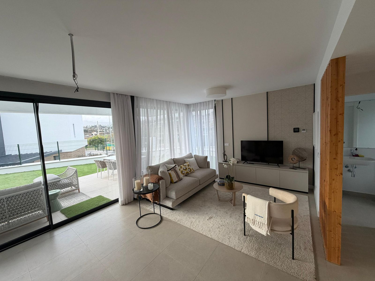 Huis te koop in Estepona | 3 slaapkamers H5413249
