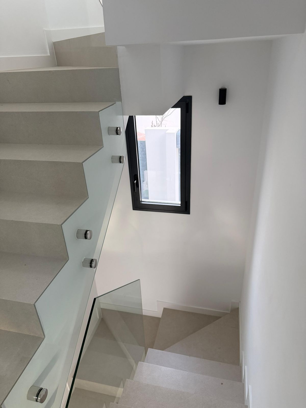 Huis te koop in Estepona | 3 slaapkamers H5413249