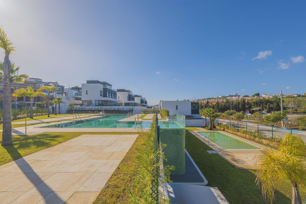 Huis te koop in Estepona | 3 slaapkamers H5413249