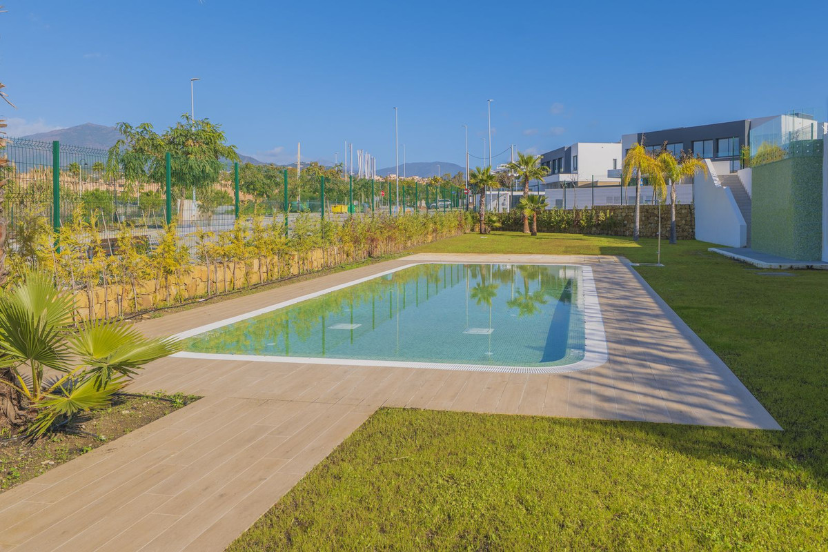 Huis te koop in Estepona | 3 slaapkamers H5413249