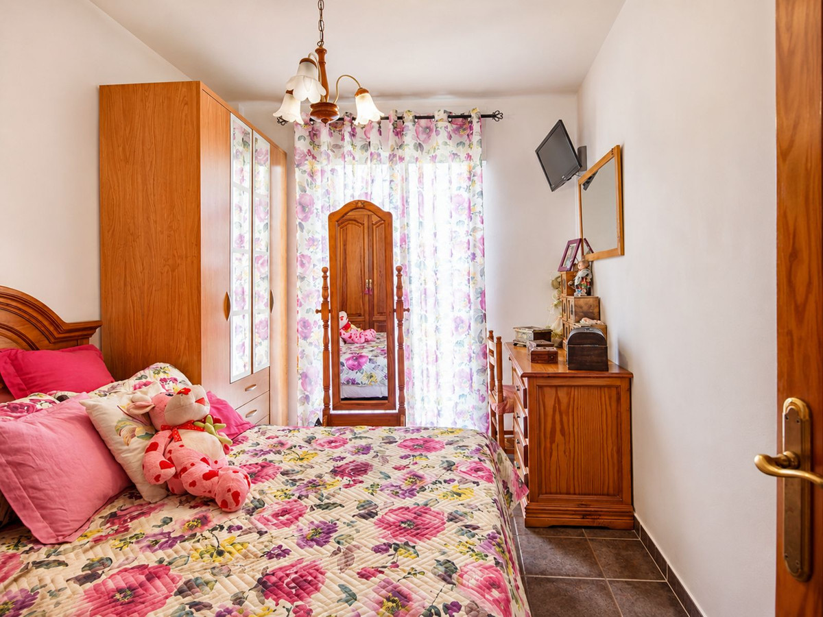 Huis te koop in Estepona | 3 slaapkamers H5413318