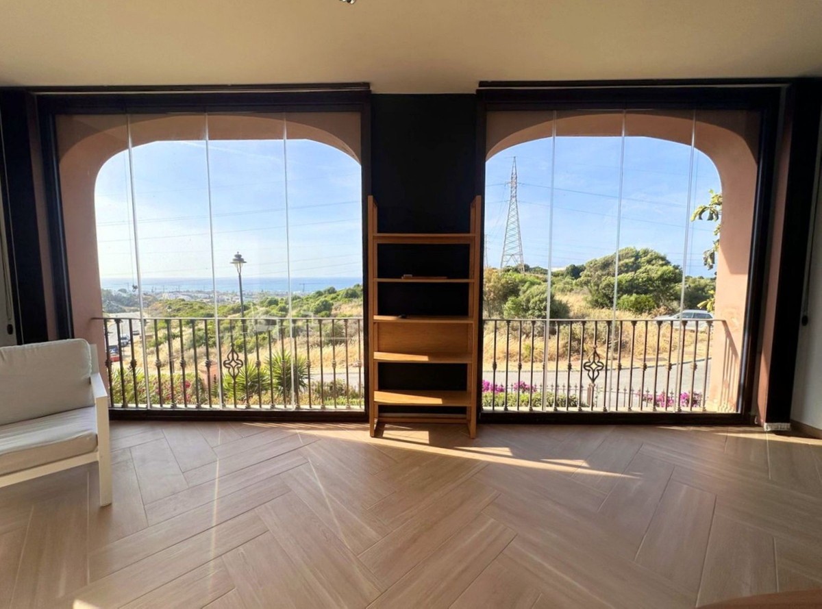 Huis te koop in Estepona | 5 slaapkamers H5413330