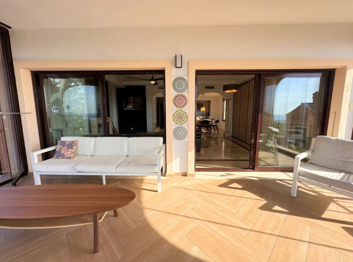 Huis te koop in Estepona | 5 slaapkamers H5413330