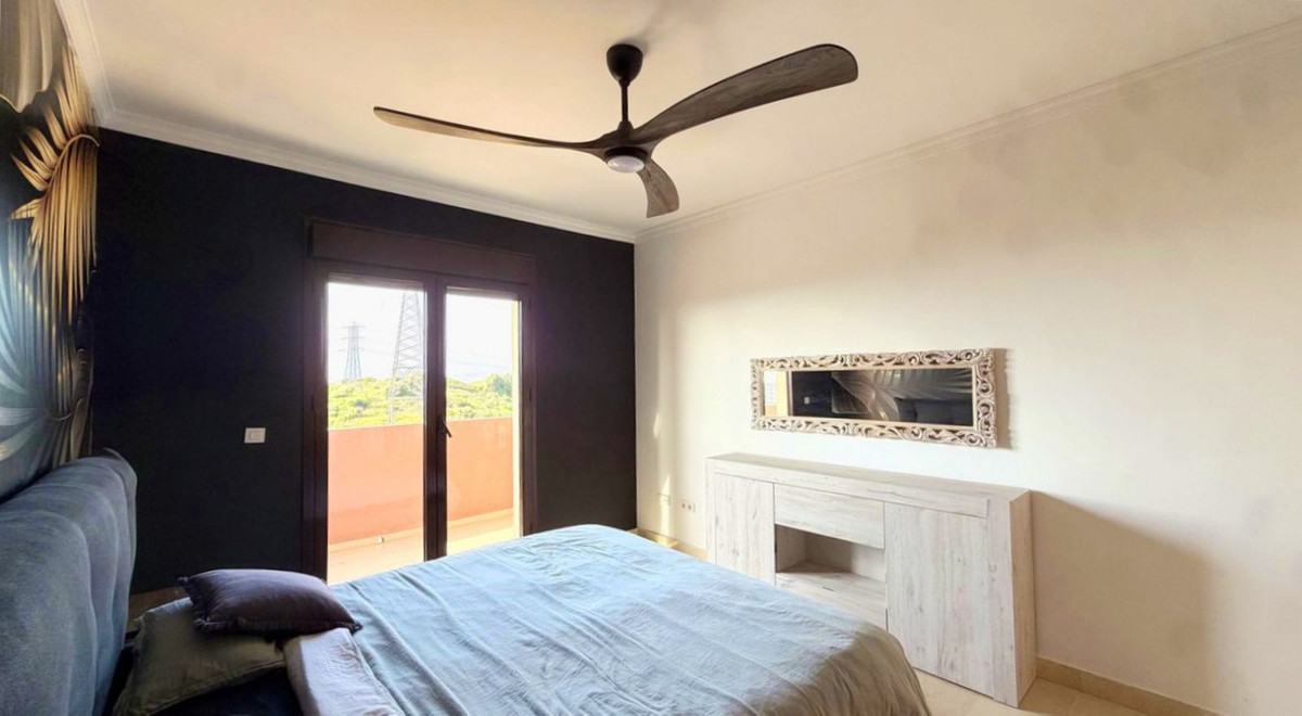 Huis te koop in Estepona | 5 slaapkamers H5413330