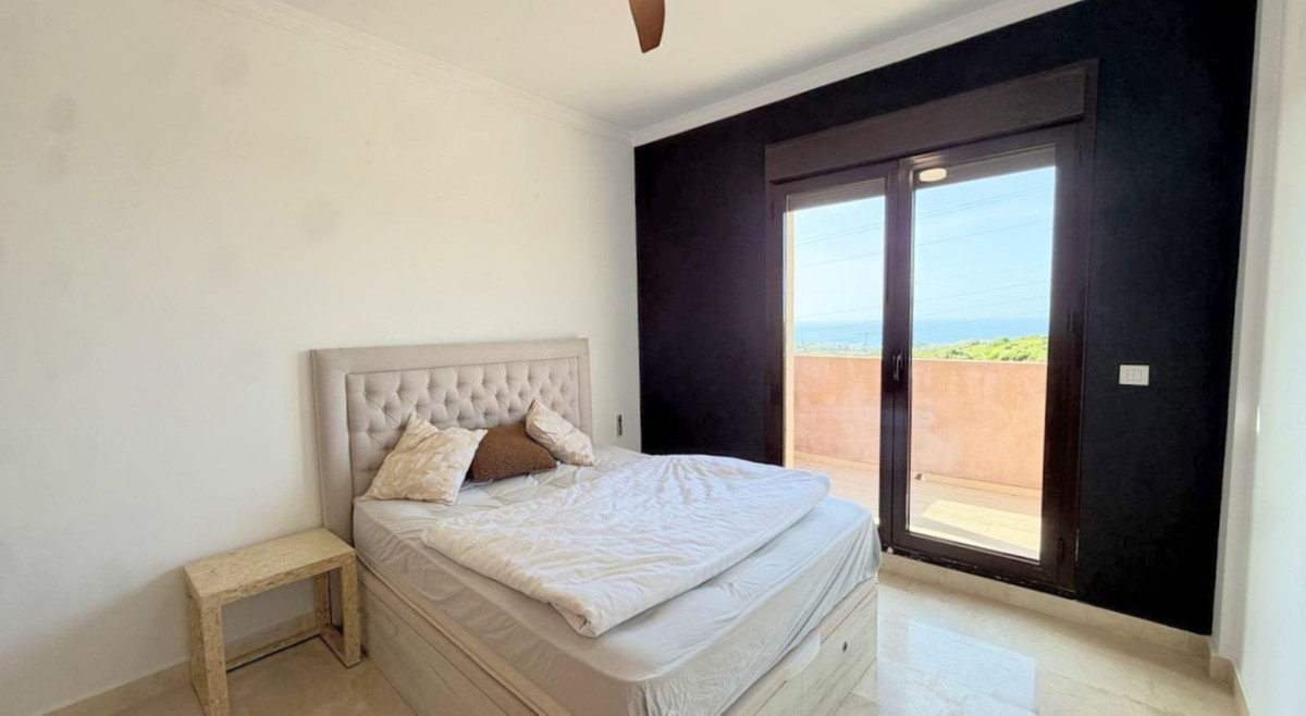 Huis te koop in Estepona | 5 slaapkamers H5413330