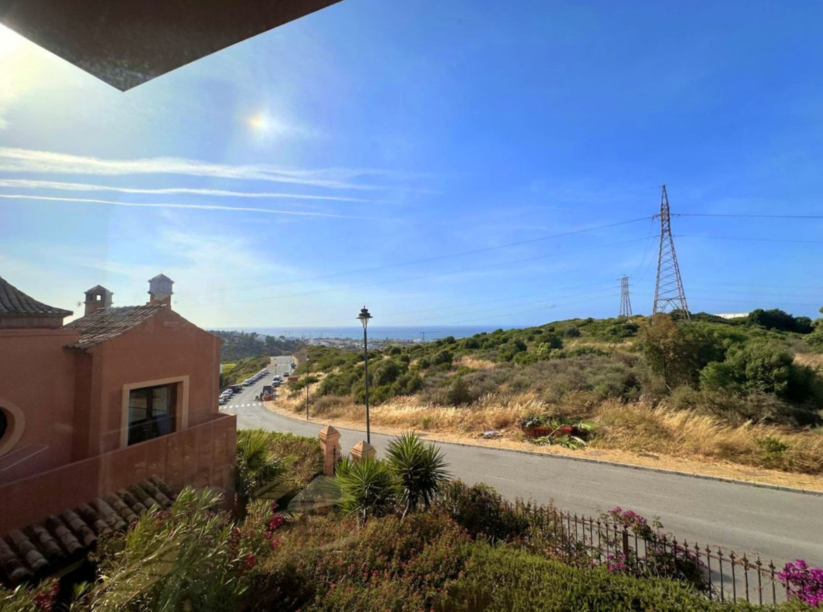 Huis te koop in Estepona | 5 slaapkamers H5413330