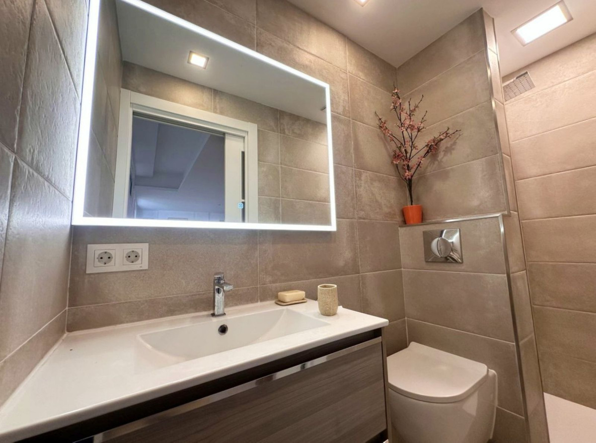 Huis te koop in Estepona | 5 slaapkamers H5413330