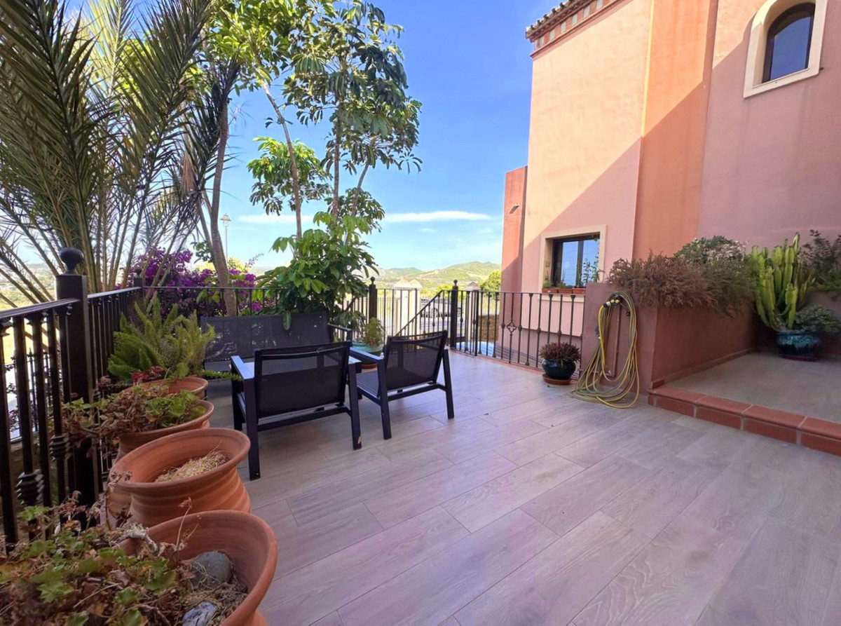 Huis te koop in Estepona | 5 slaapkamers H5413330