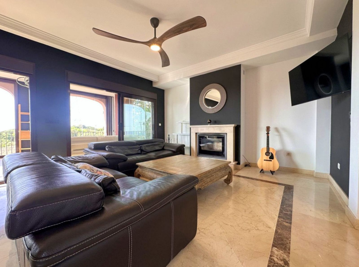 Huis te koop in Estepona | 5 slaapkamers H5413330