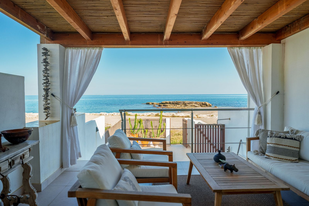 Huis te koop in Estepona | 2 slaapkamers H5413429