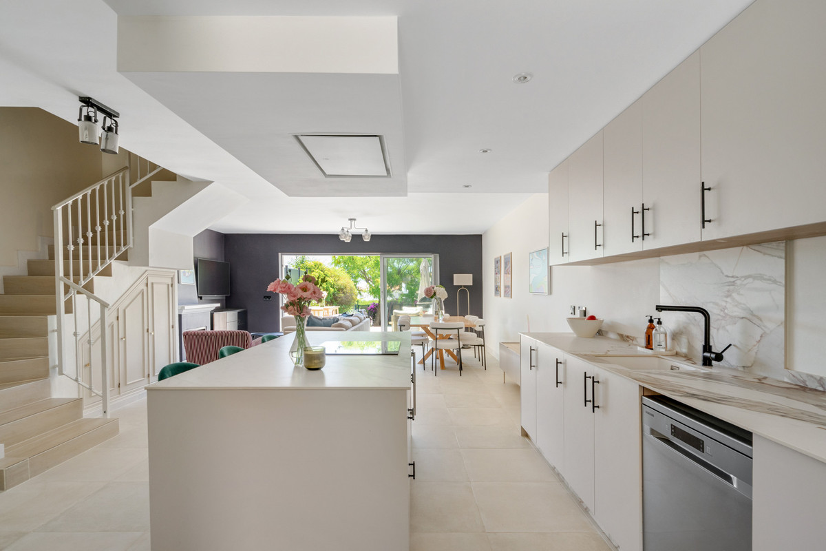 Huis te koop in Estepona | 3 slaapkamers H5413555
