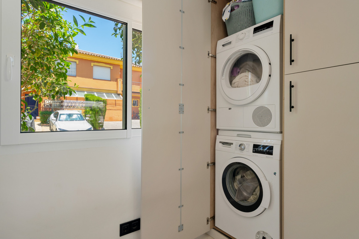 Huis te koop in Estepona | 3 slaapkamers H5413555