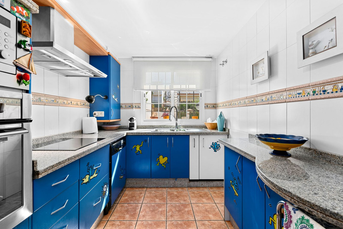 Huis te koop in Estepona | 3 slaapkamers H5414863