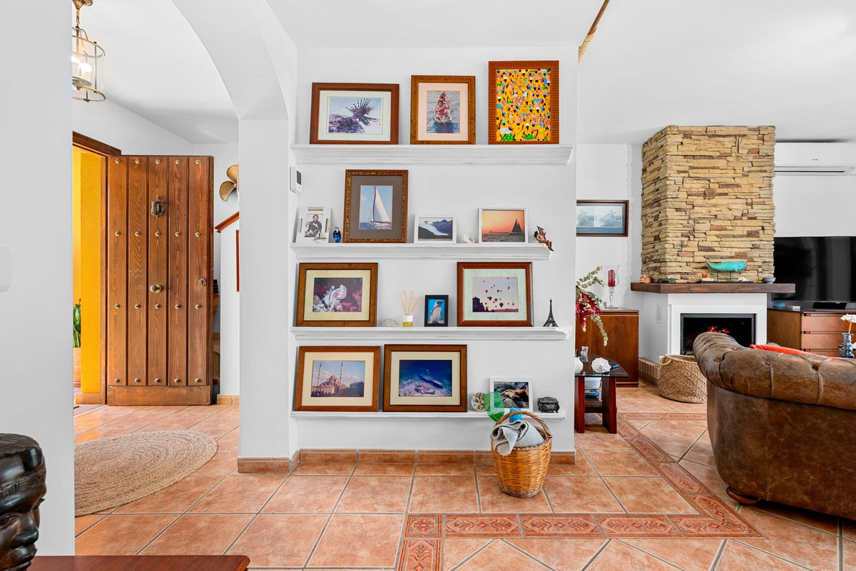 Huis te koop in Estepona | 3 slaapkamers H5414863