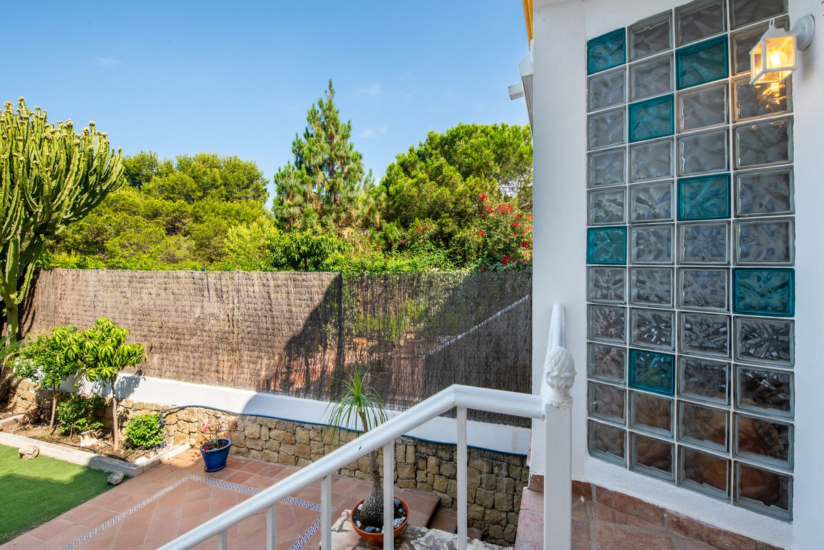 Huis te koop in Estepona | 3 slaapkamers H5414863
