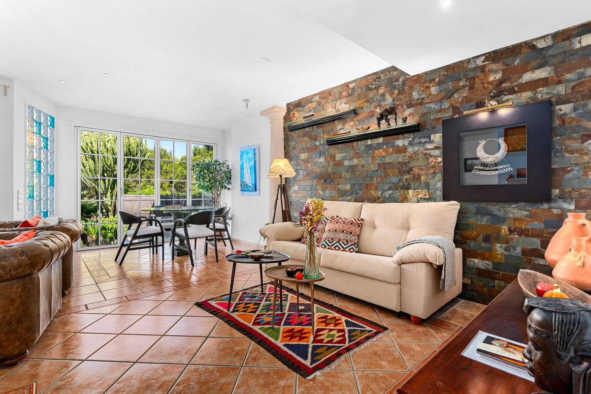 Huis te koop in Estepona | 3 slaapkamers H5414863