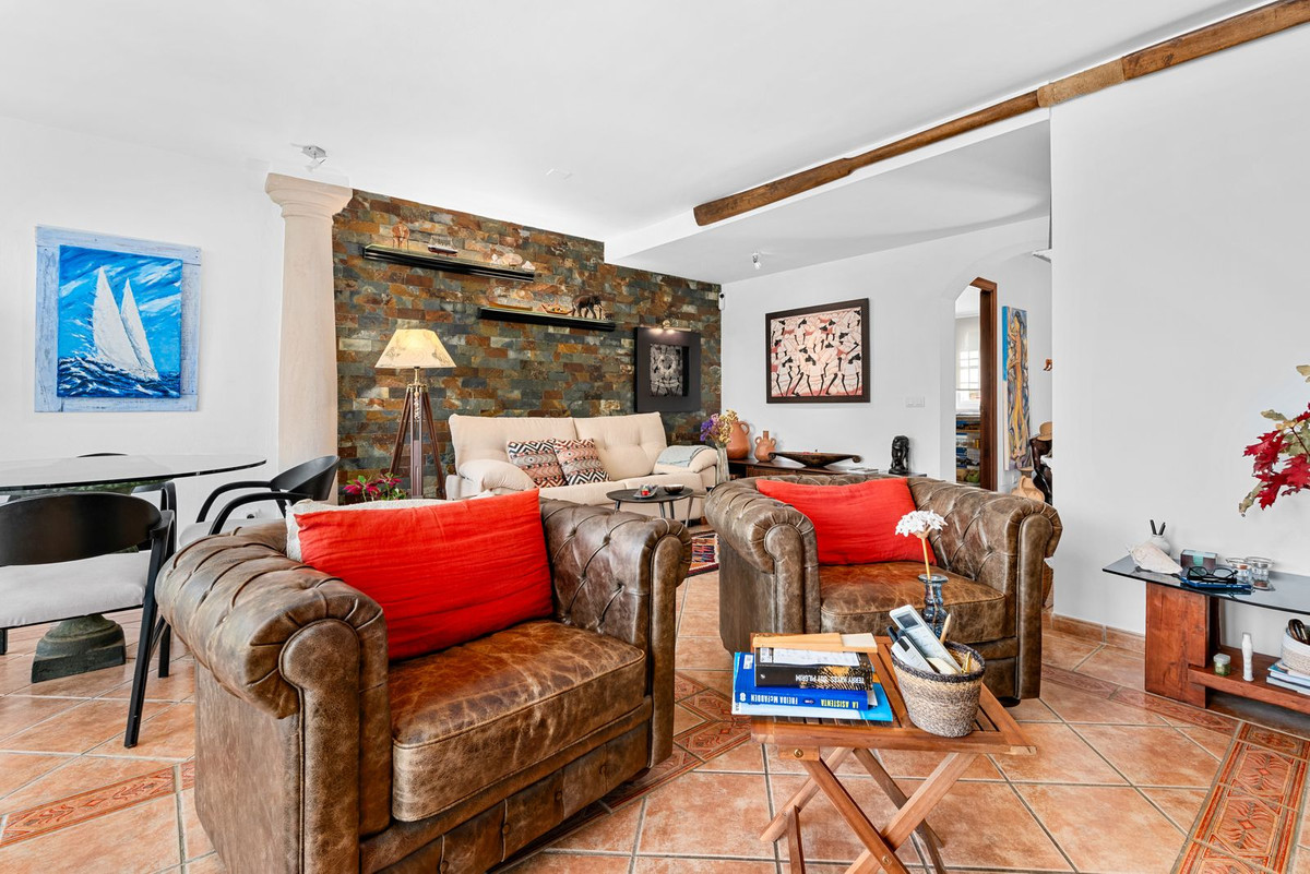Huis te koop in Estepona | 3 slaapkamers H5414863