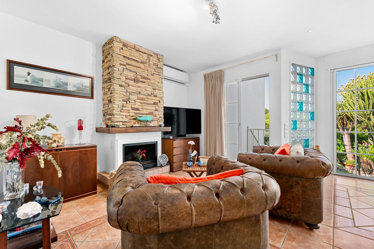 Huis te koop in Estepona | 3 slaapkamers H5414863