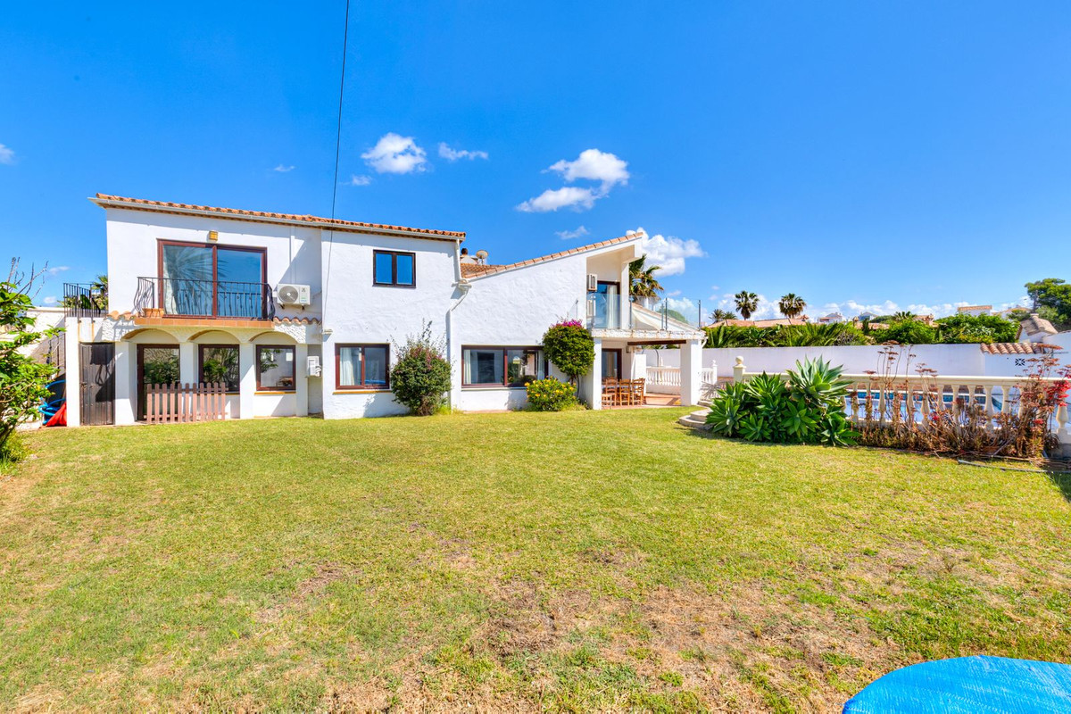Huis te koop in Estepona | 2 slaapkamers H5417665