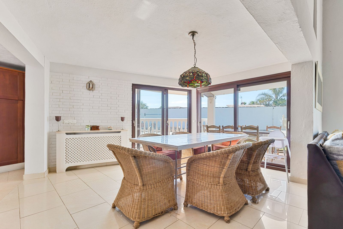 Huis te koop in Estepona | 2 slaapkamers H5417665