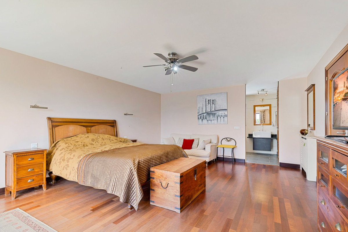 Huis te koop in Estepona | 2 slaapkamers H5417665