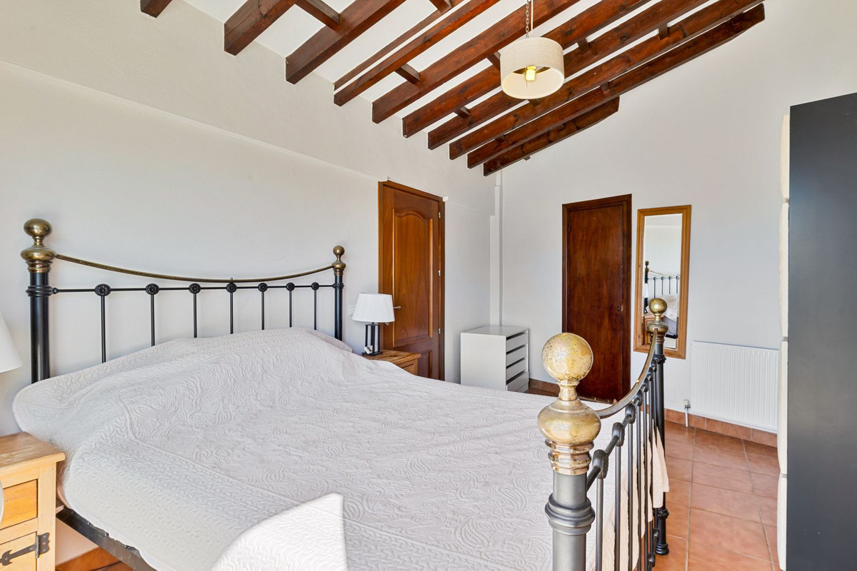 Huis te koop in Estepona | 2 slaapkamers H5417665