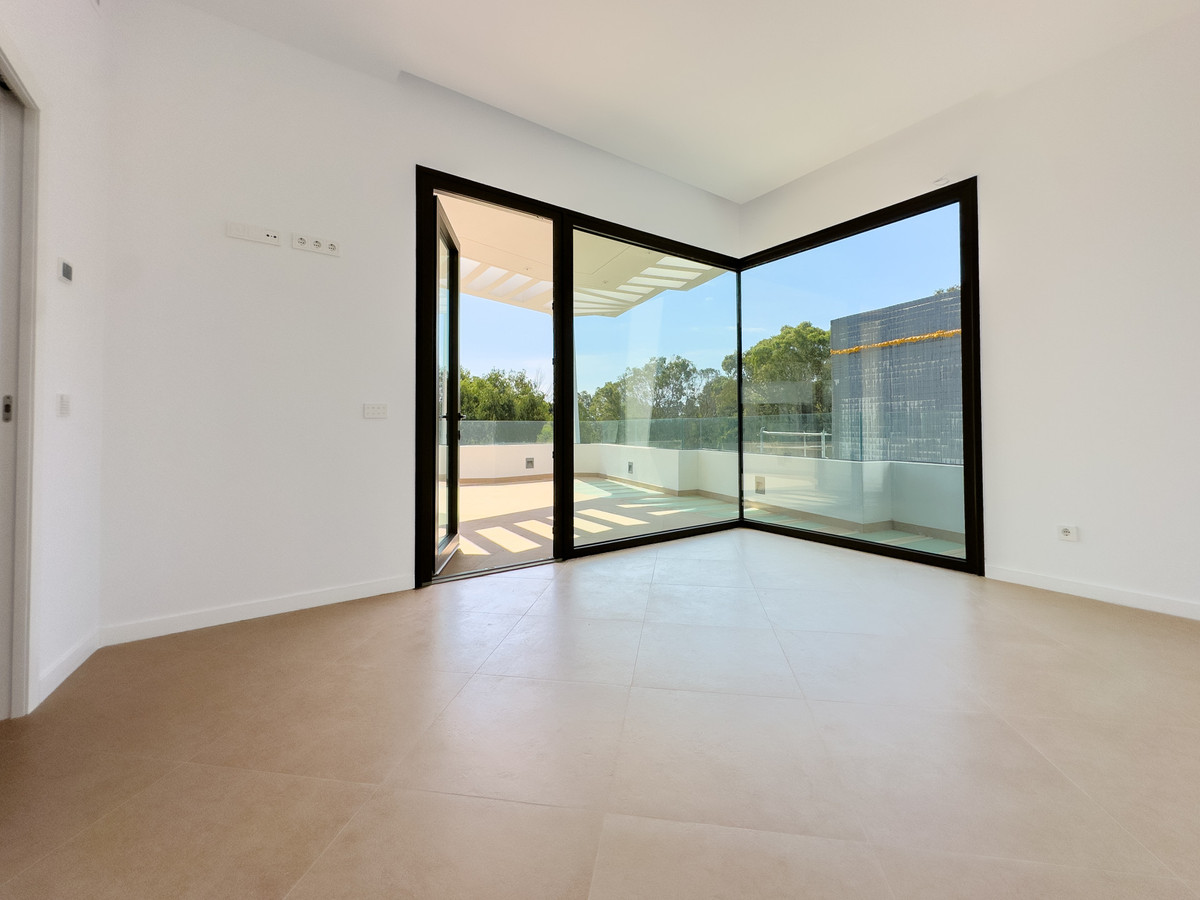 Huis te koop in Estepona | 4 slaapkamers H5419609