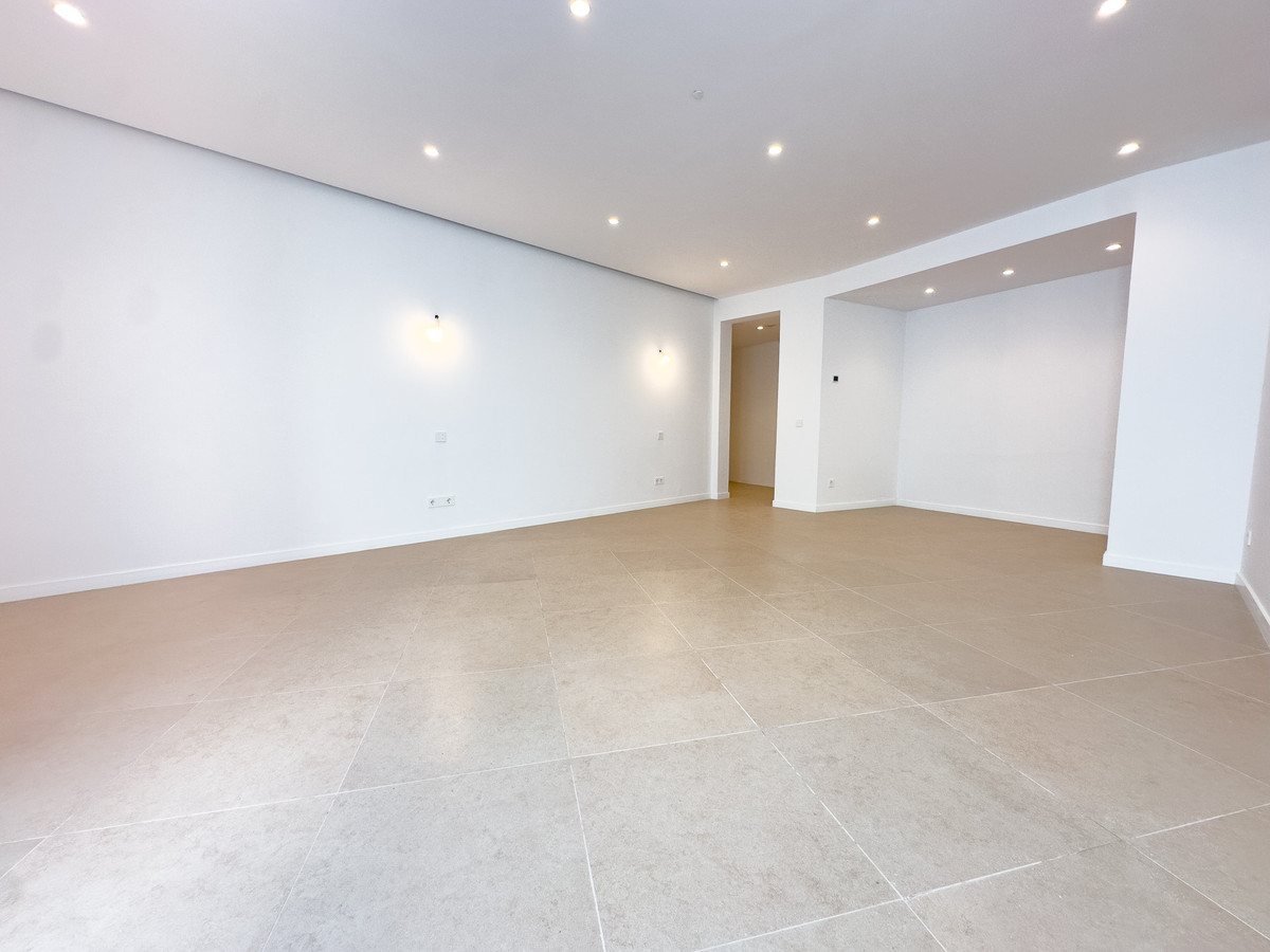 Huis te koop in Estepona | 4 slaapkamers H5419609