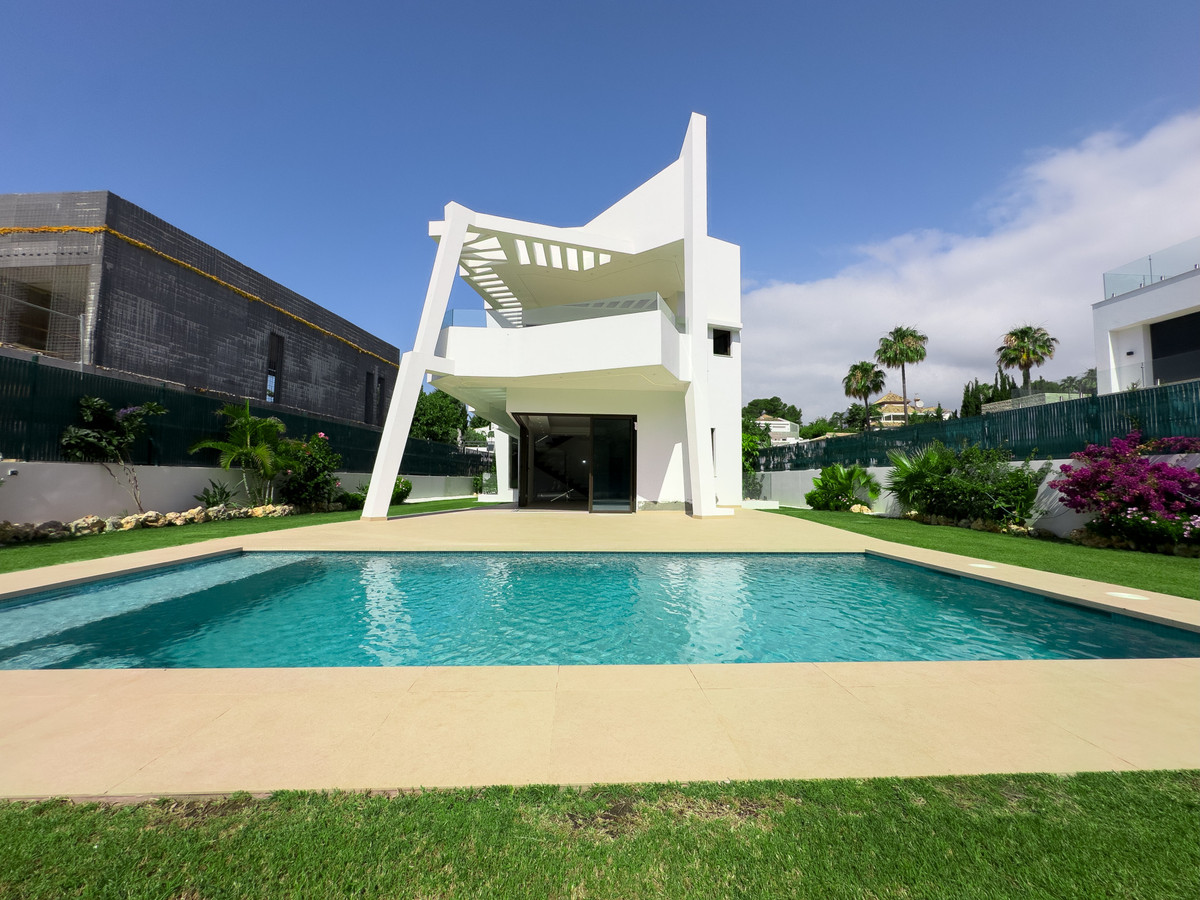 Huis te koop in Estepona | 4 slaapkamers H5419609
