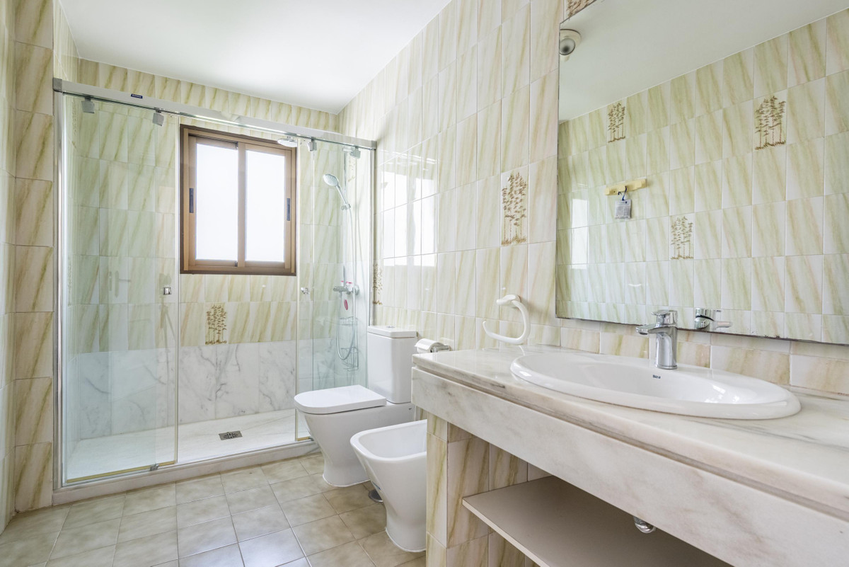 Huis te koop in Estepona | 3 slaapkamers H5420848