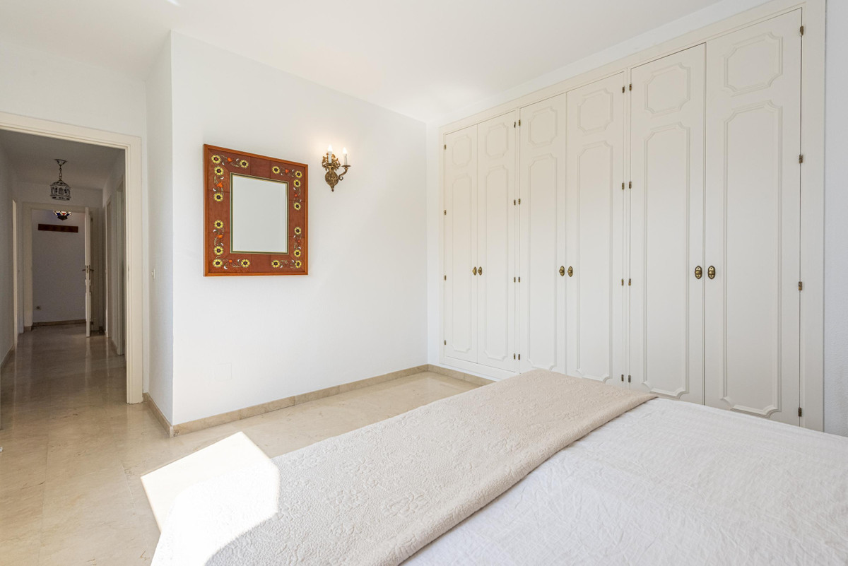 Huis te koop in Estepona | 3 slaapkamers H5420848