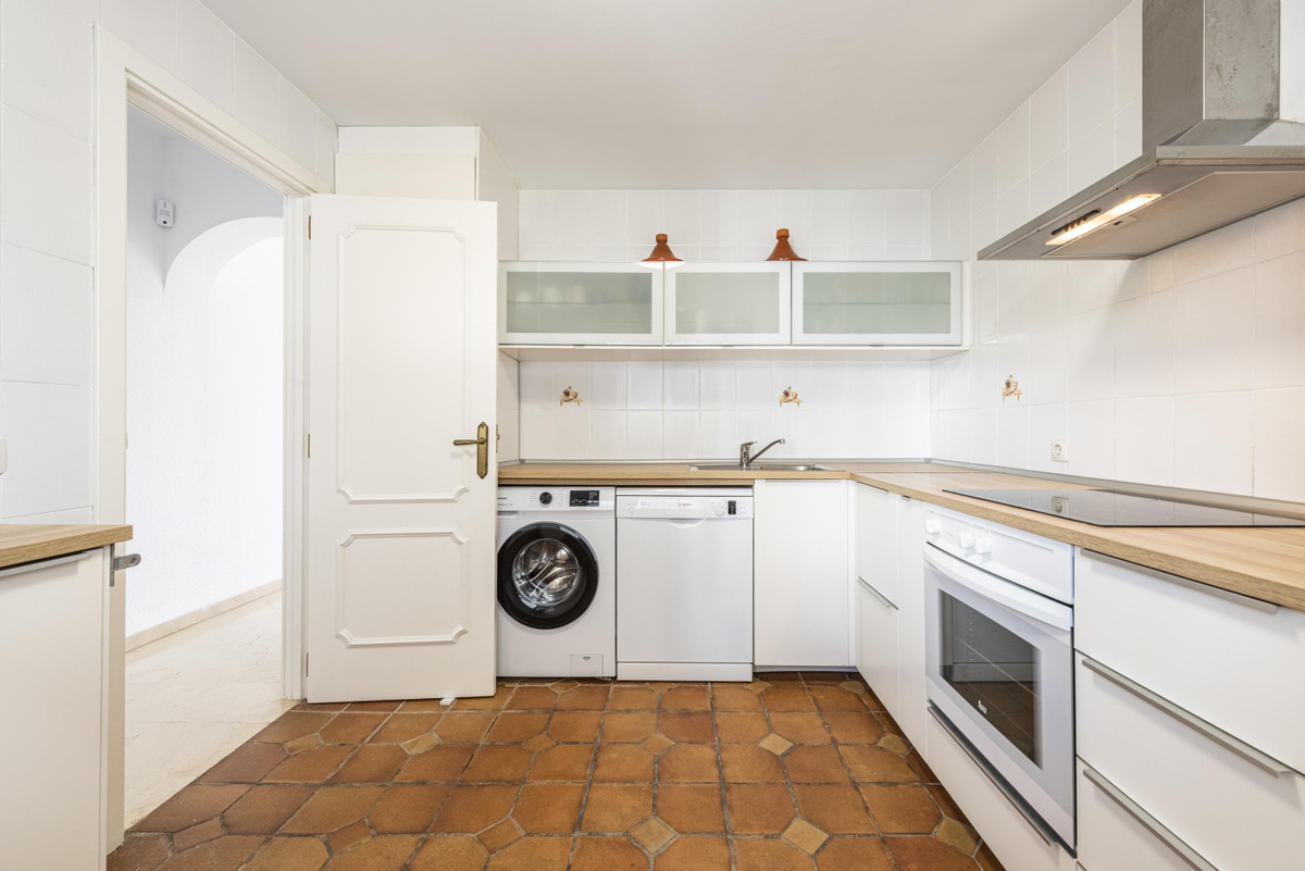 Huis te koop in Estepona | 3 slaapkamers H5420848