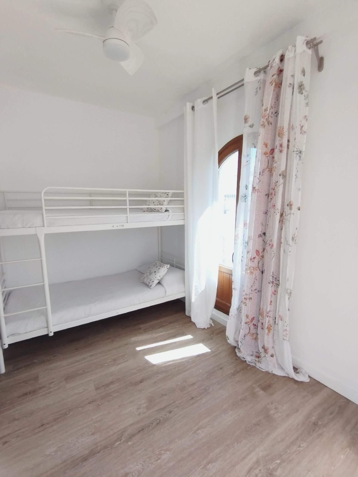 Penthouse te koop in Estepona | 2 slaapkamers H5421856