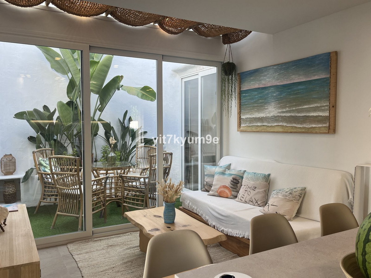Huis te koop in Estepona | 2 slaapkamers H5422081