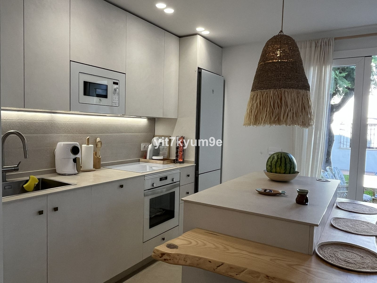 Huis te koop in Estepona | 2 slaapkamers H5422081