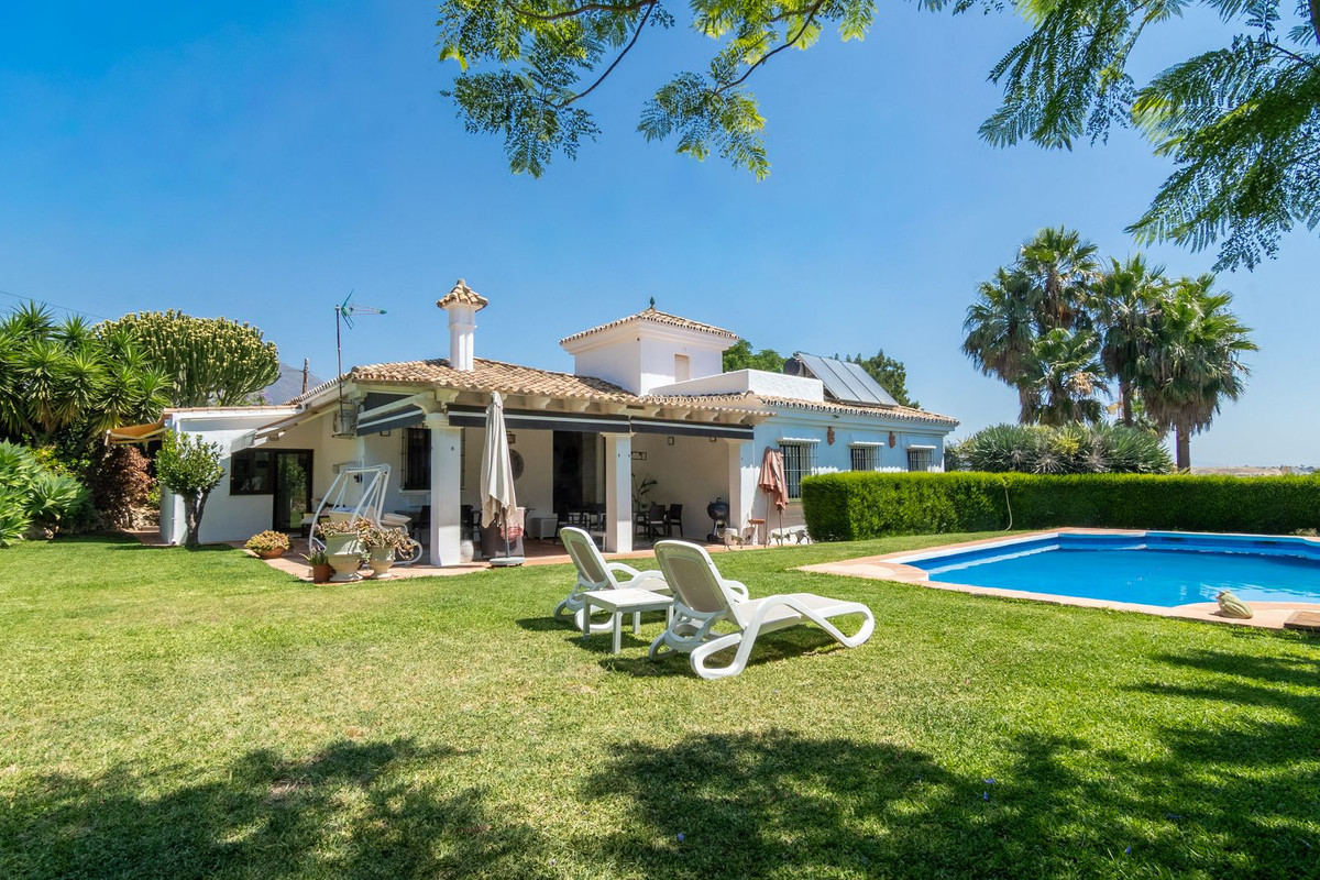 Huis te koop in Estepona | 3 slaapkamers H5423248