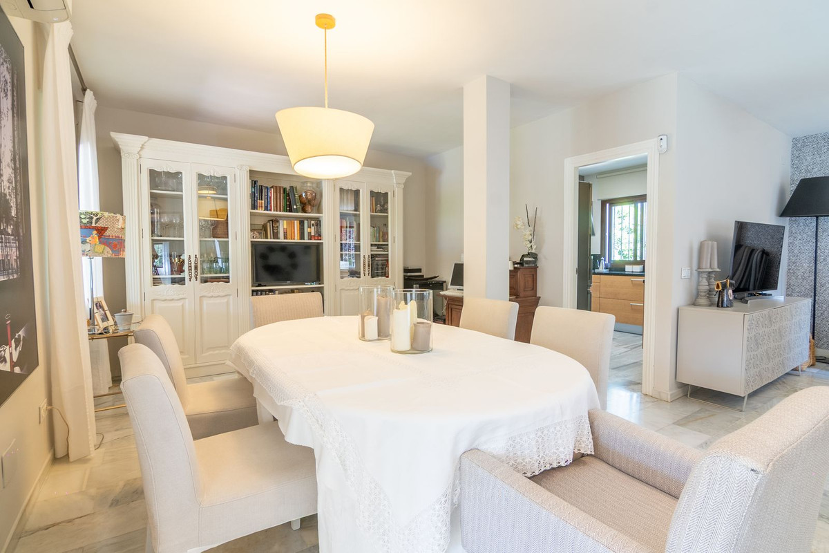 Huis te koop in Estepona | 3 slaapkamers H5423248