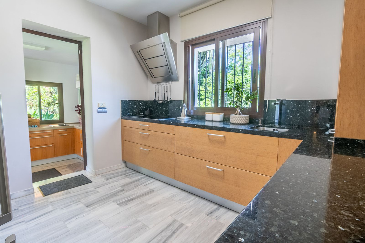 Huis te koop in Estepona | 3 slaapkamers H5423248